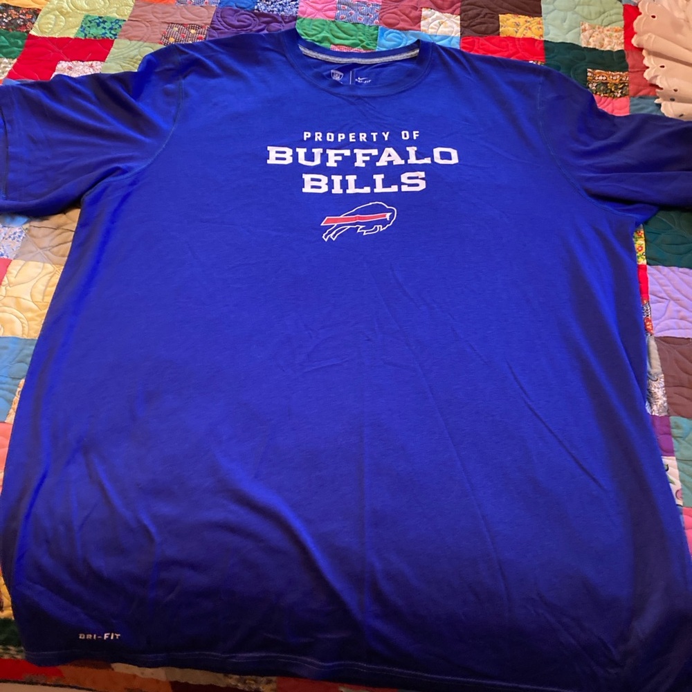 T-shirt, XXL, “Buffalo Bills” NWOT